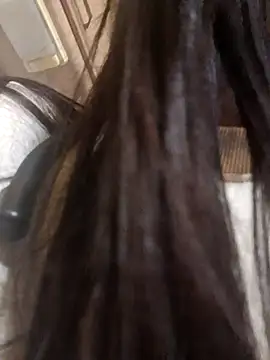 Snapshot of khloebanques chatting on February 19, 2:13 pm khloebanques online show from February 19, 2:13 pm