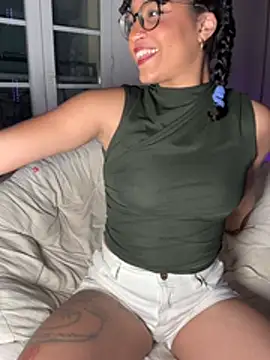 Lauyako online show from April 17, 2:42 pm