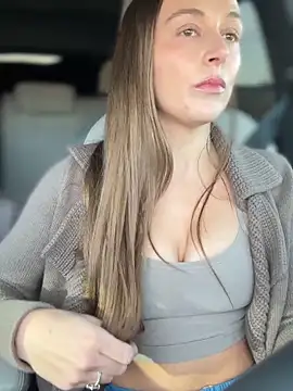 Snapshot of lunagirl13 chatting on November 10, 9:58 pm lunagirl13 online show from November 10, 9:58 pm