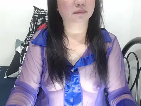 stacie iris online show from November 26, 11:44 am