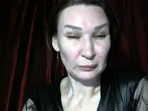 Snapshot of PrettyAndWild chatting on December 10, 2:28 pm PrettyAndWild online show from December 10, 2:28 pm