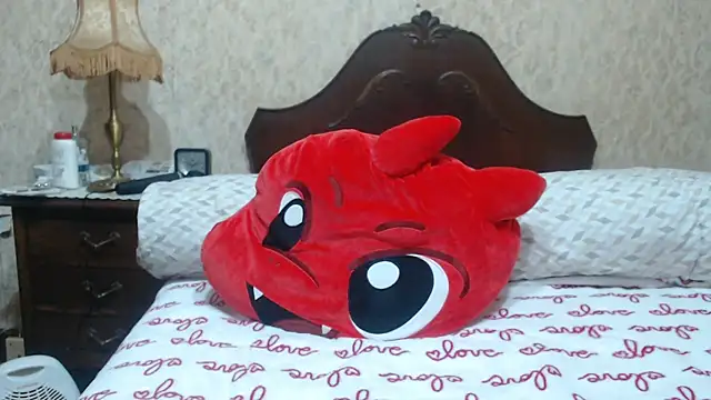 fabiolagg online show from March 29, 8:03 am