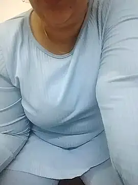 Snapshot of Preet_Kaur_69 chatting on December 4, 9:02 pm Preet Kaur 69 online show from December 4, 9:02 pm