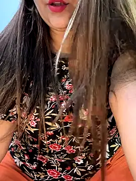 Snapshot of Preet_Kaur_69 chatting on October 22, 4:29 pm Preet Kaur 69 online show from October 22, 4:29 pm