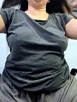 Snapshot of Preet_Kaur_69 chatting on October 26, 10:10 am Preet Kaur 69 online show from October 26, 10:10 am