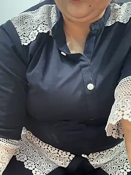 Snapshot of Preet_Kaur_69 chatting on November 22, 9:41 am Preet Kaur 69 online show from November 22, 9:41 am