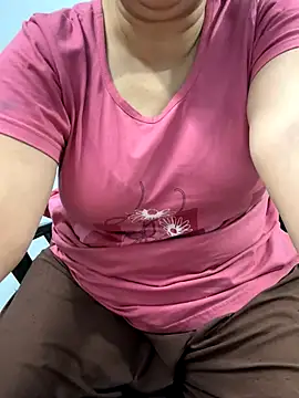 Snapshot of Preet_Kaur_69 chatting on November 30, 6:01 pm Preet Kaur 69 online show from November 30, 6:01 pm