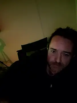 Snapshot of niceone888 chatting on January 8, 2:47 am niceone888 online show from January 8, 2:47 am