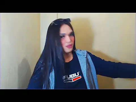 WONDERWOMAN2023 online show from January 17, 11:04 am