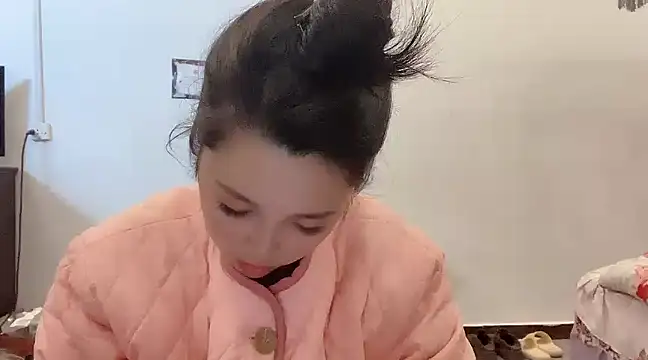 Snapshot of kk_lele chatting on January 18, 6:34 am kk lele online show from January 18, 6:34 am