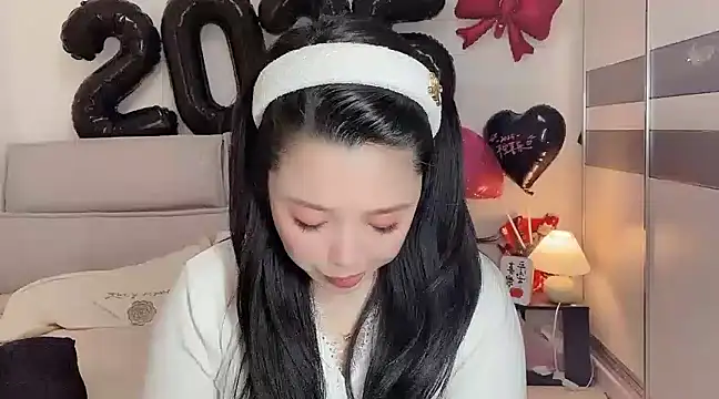 Snapshot of kk_lele chatting on January 20, 5:15 am kk lele online show from January 20, 5:15 am