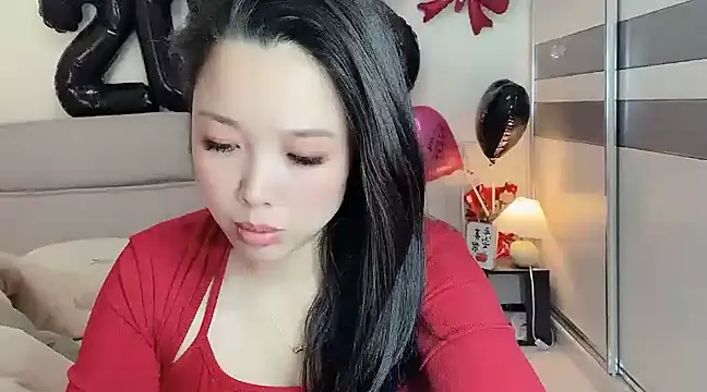 Snapshot of kk_lele chatting on February 18, 4:37 am kk lele online show from February 18, 4:37 am