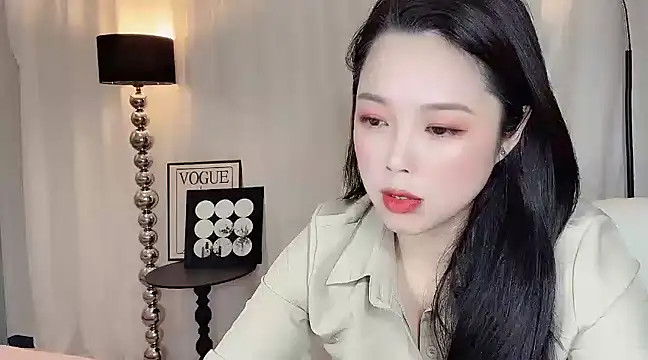 Snapshot of kk_lele chatting on March 1, 6:35 am kk lele online show from March 1, 6:35 am