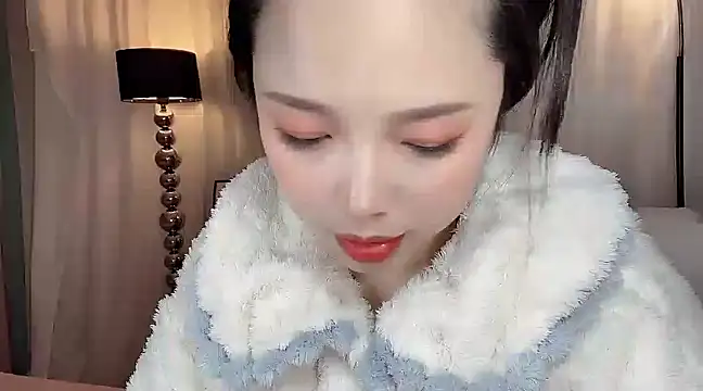 Snapshot of kk_lele chatting on March 2, 5:25 pm kk lele online show from March 2, 5:25 pm