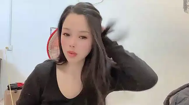 Snapshot of kk_lele chatting on March 18, 4:26 am kk lele online show from March 18, 4:26 am