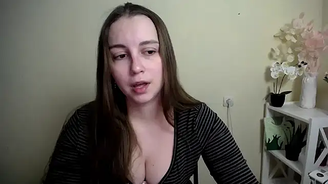 SweetPrincess  online show from February 17, 5:37 am