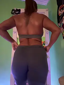 Snapshot of TamaraSavage chatting on February 4, 10:32 am TamaraSavage online show from February 4, 10:32 am