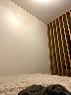 little belucci online show from November 23, 4:29 pm