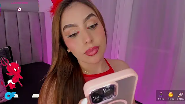 MaddyyLennon online show from October 18, 3:31 am