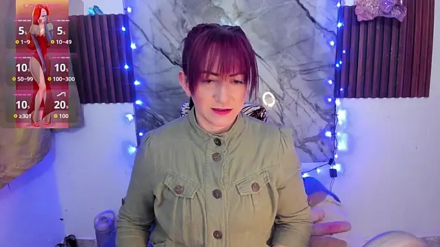 Snapshot of Hannaa32 chatting on February 10, 8:51 am Hannaa32 online show from February 10, 8:51 am