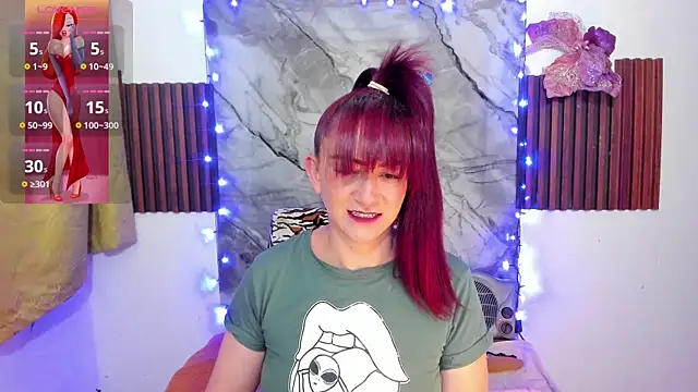 Snapshot of Hannaa32 chatting on February 23, 8:55 am Hannaa32 online show from February 23, 8:55 am