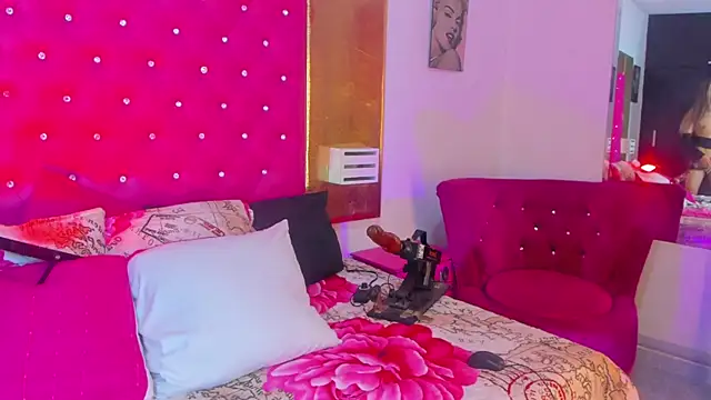 Emilyhottx online show from September 22, 7:49 pm