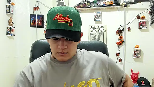 Snapshot of ney_22 chatting on October 19, 2:40 pm ney 22 online show from October 19, 2:40 pm