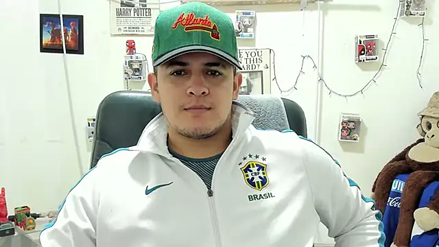 Snapshot of ney_22 chatting on November 11, 3:17 am ney 22 online show from November 11, 3:17 am