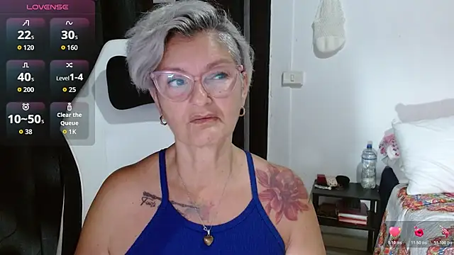 bety-cum2 online show from April 12, 9:20 pm