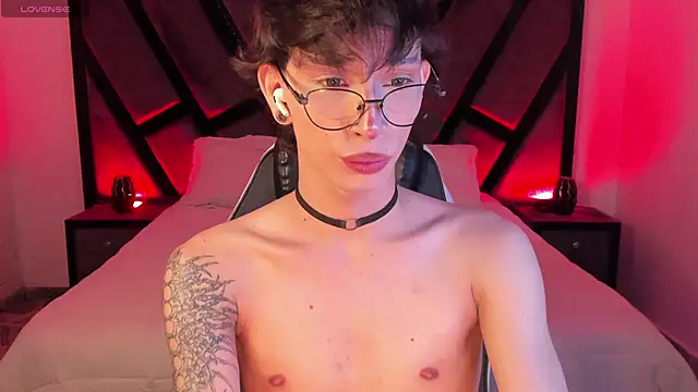 AndyWiilliams online show from March 17, 10:46 pm