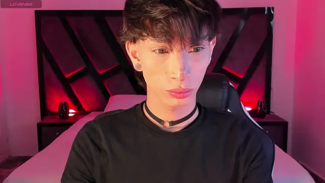 AndyWiilliams online show from March 20, 9:30 pm