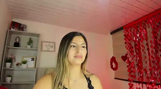little antonela online show from February 11, 7:38 pm