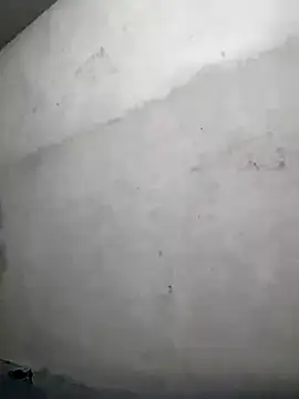 Snapshot of Hot2612 chatting on February 25, 9:42 am Hot2612 online show from February 25, 9:42 am