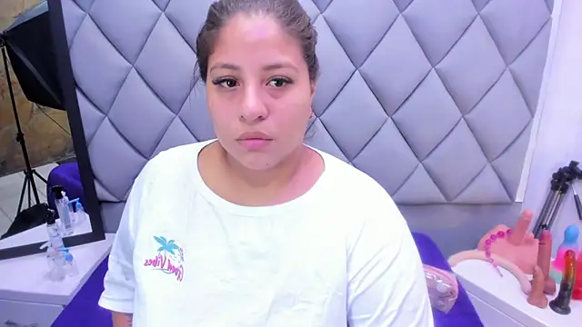 Luci SexDeep online show from November 9, 3:05 am