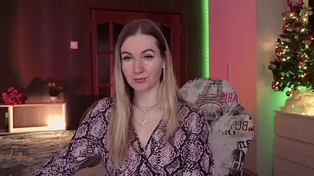 Hello Lisha online show from December 18, 8:20 am