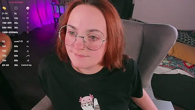 Snapshot of Alice_CutePerv chatting on December 15, 5:42 pm Alice CutePerv online show from December 15, 5:42 pm