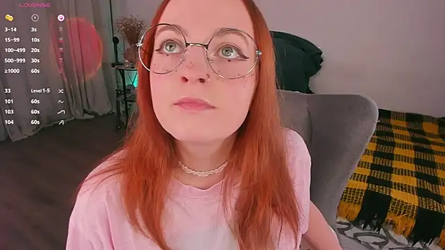 Snapshot of Alice_CutePerv chatting on November 22, 12:37 pm Alice CutePerv online show from November 22, 12:37 pm