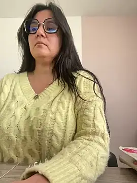 SWEETLILY18 online show from December 17, 2:55 pm