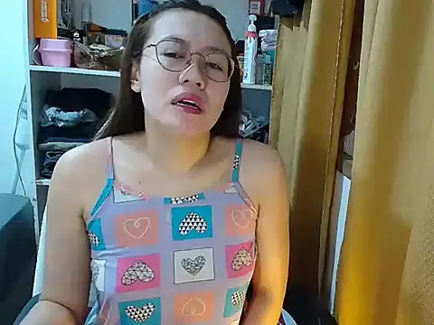 crizzybel online show from December 22, 8:11 am