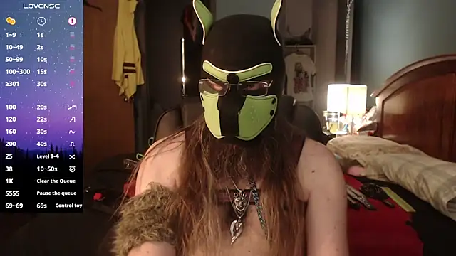 Snapshot of kinkywolf429 chatting on March 18, 6:55 pm kinkywolf429 online show from March 18, 6:55 pm