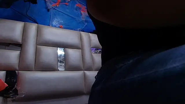 leon gaby online show from October 27, 7:18 pm