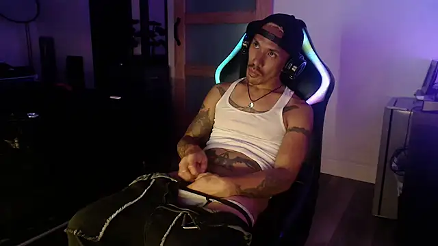 inc25cbxh online show from October 18, 8:15 am