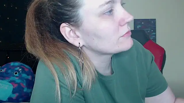 ToxicLilly online show from December 2, 8:52 am