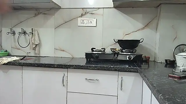 Zoya Varma004 online show from January 27, 8:18 am