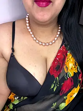 Snapshot of Zoya_Varma004 chatting on December 22, 6:10 am Zoya Varma004 online show from December 22, 6:10 am