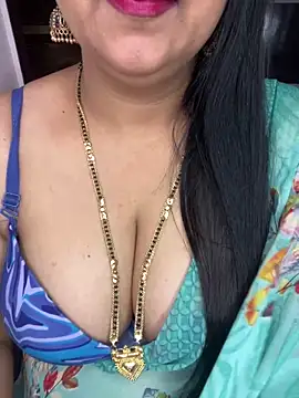 Snapshot of Zoya_Varma004 chatting on February 20, 5:37 am Zoya Varma004 online show from February 20, 5:37 am