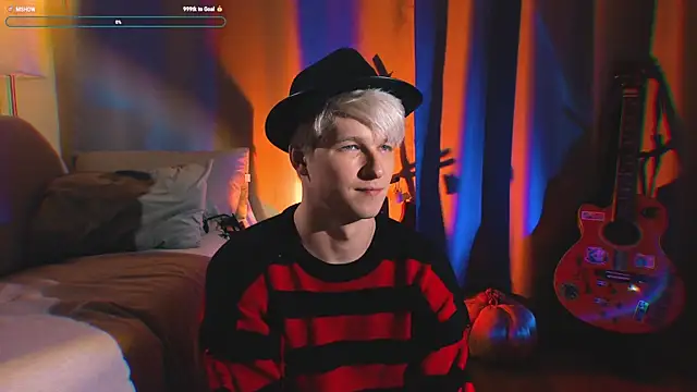 Breston Sweet online show from November 2, 1:30 am