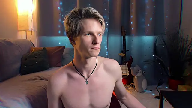 Breston Sweet online show from April 11, 7:35 am