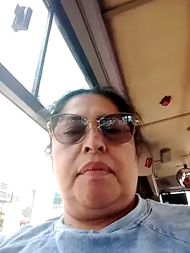 Snapshot of Keyla01_ chatting on March 1, 6:43 pm Keyla01 online show from March 1, 6:43 pm
