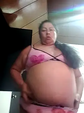 Snapshot of Keyla01_ chatting on April 6, 5:25 pm Keyla01 online show from April 6, 5:25 pm